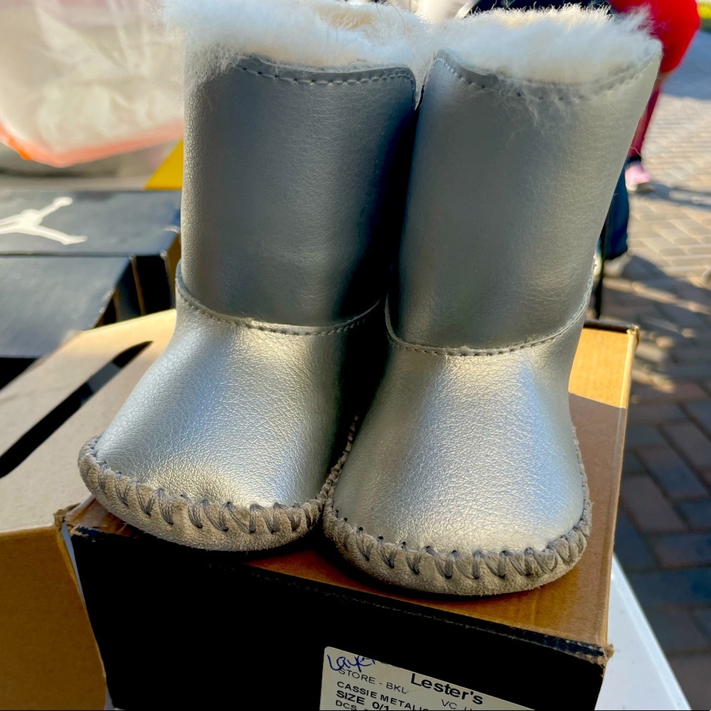 Silver Ugg Boots. Infant 0/1